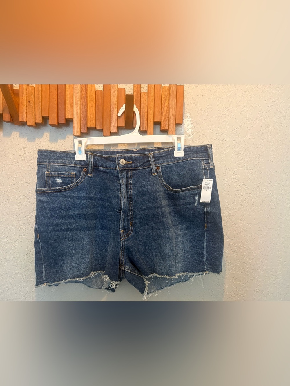 NWT Old Navy High Waisted OG Jean Short- 3 inch Inseam size 16